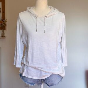 Belle by Kim Gravel White 3/4 Sleeve Slub Knit Beach Hoodie  - Size Medium